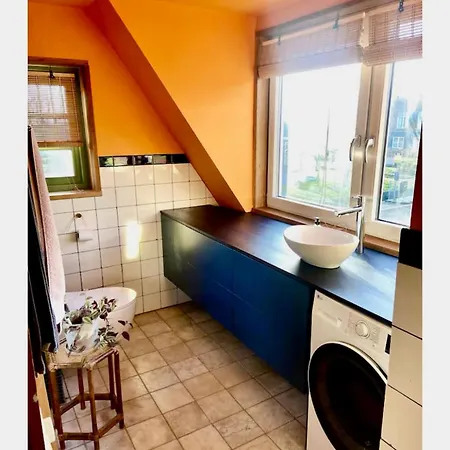 Bed and Breakfast House Next To Amsterdam Landsmeer