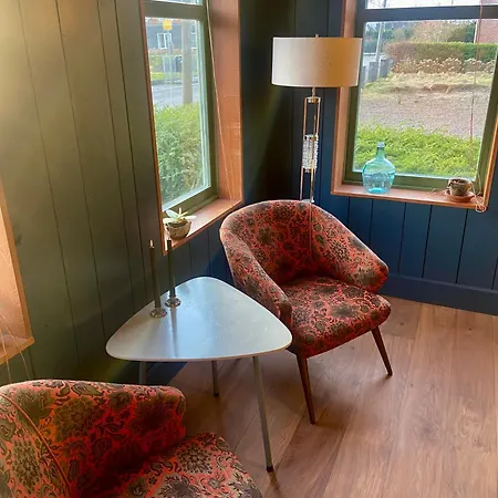 House Next To Amsterdam Landsmeer